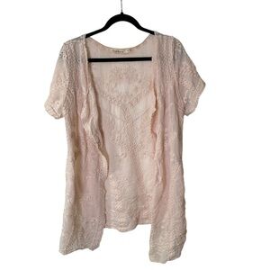 Solitaire M Pink Floral Embroidered Short Sleeve Open Front Cardigan Kimono